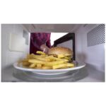 نمای-داخلی-مایکروویو-بوش-مدل-HMT84G421